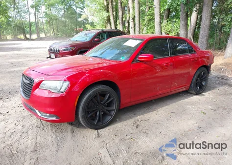2017 Chrysler 300 300S Awd from USA, damaged, VIN 2C3CCAGG5HH512359